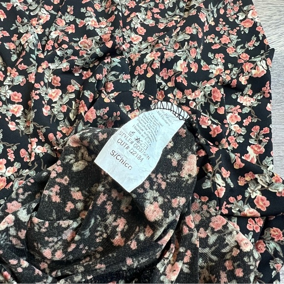 Windsor Floral Black Dress - Picture 8 of 8